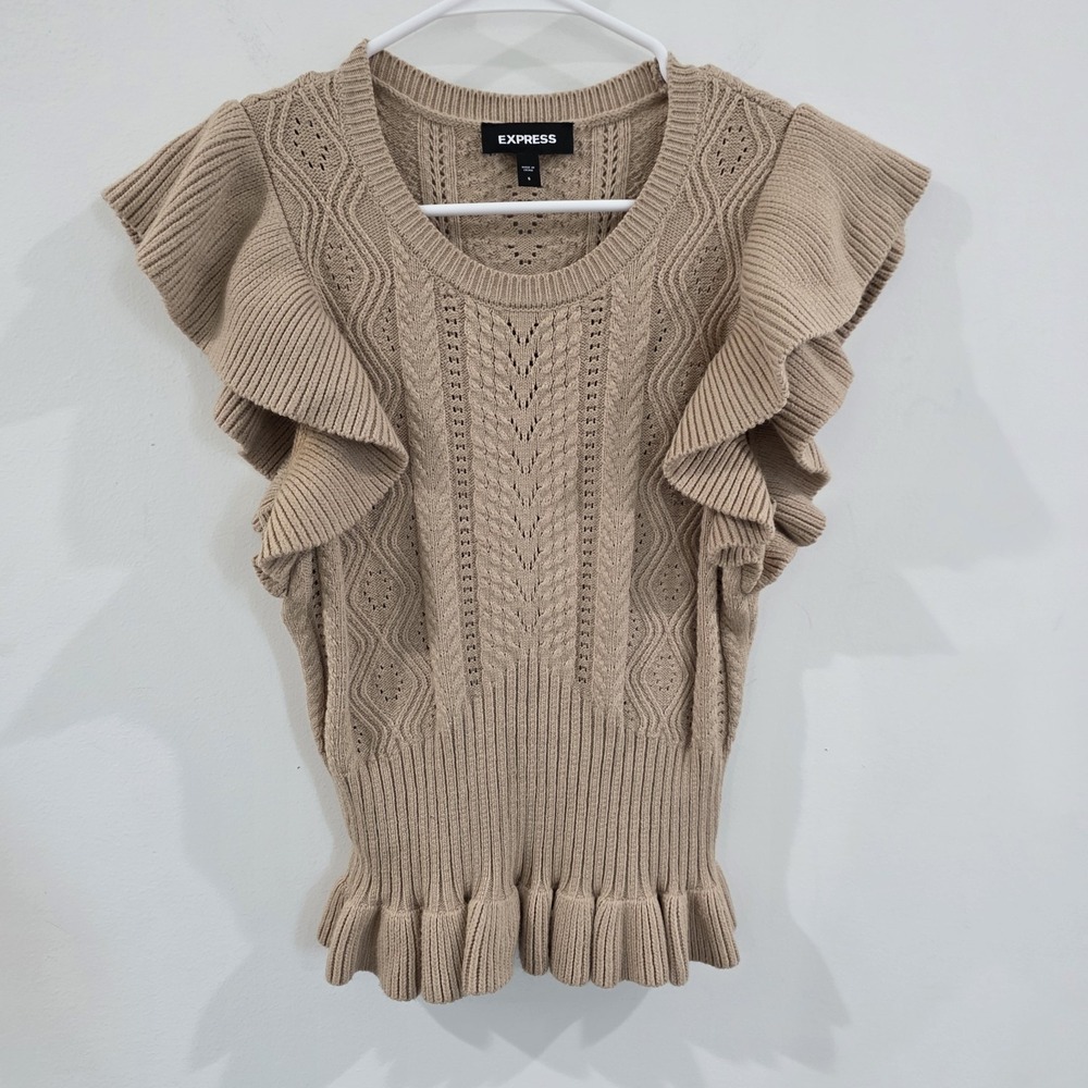 Express Womens Cable Knit Sweater Size Small Beige Fisherman Ruffle Sleeveless